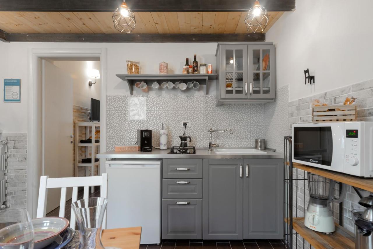 Casa Rebecca Apartment Brindisi Luaran gambar