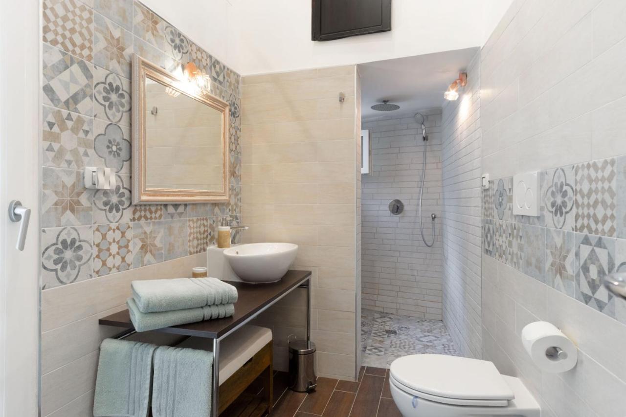 Casa Rebecca Apartment Brindisi Luaran gambar