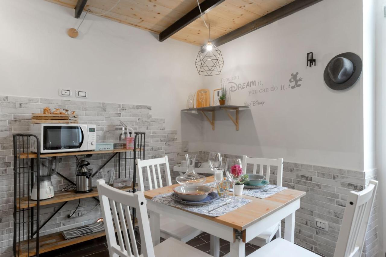 Casa Rebecca Apartment Brindisi Luaran gambar