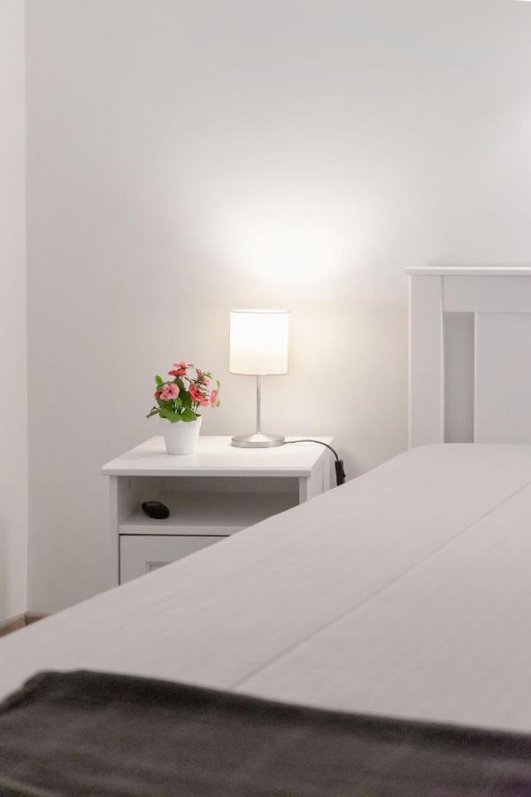 Casa Rebecca Apartment Brindisi Luaran gambar