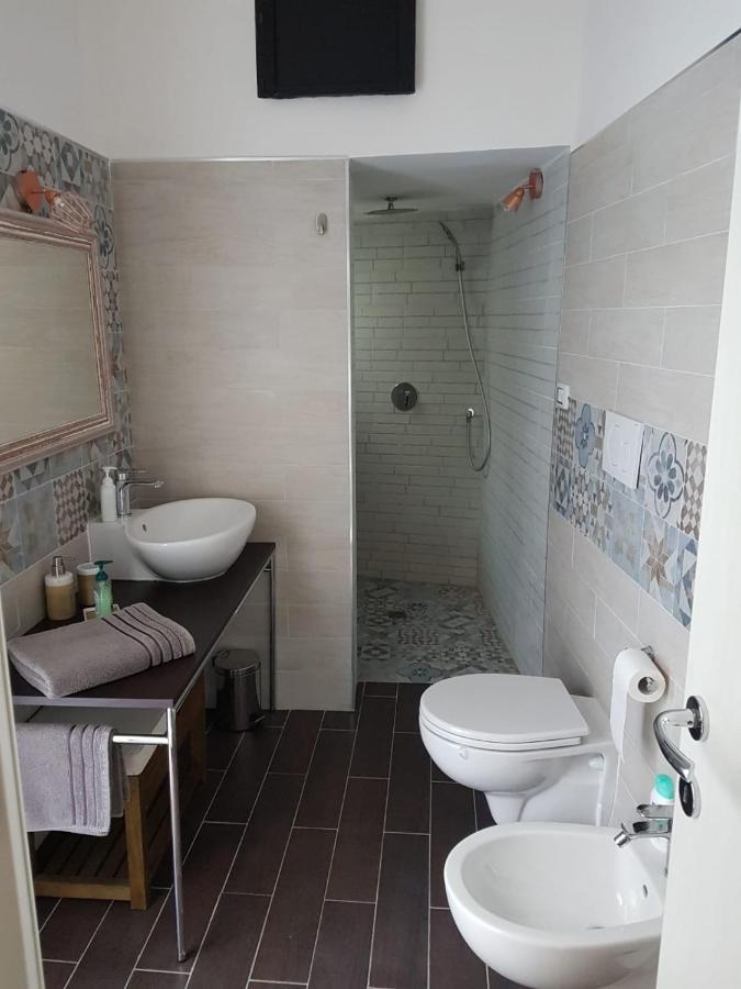 Casa Rebecca Apartment Brindisi Luaran gambar